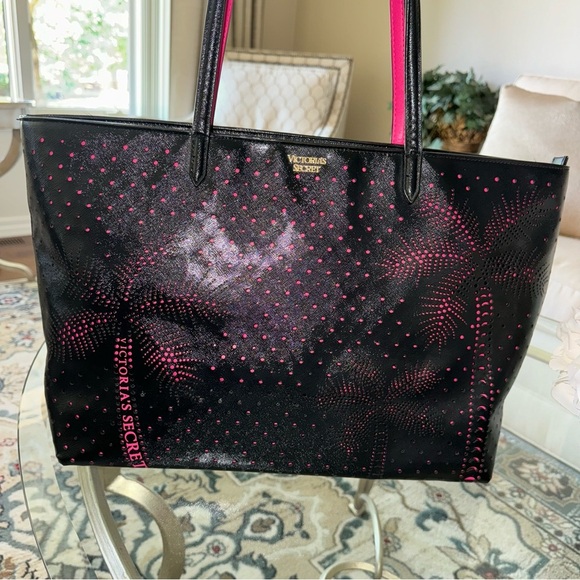 Victoria’s Secret Palm Tree Tote Bag And Sequin Cosmetic Bag Two Piece Set - Picture 2 of 16